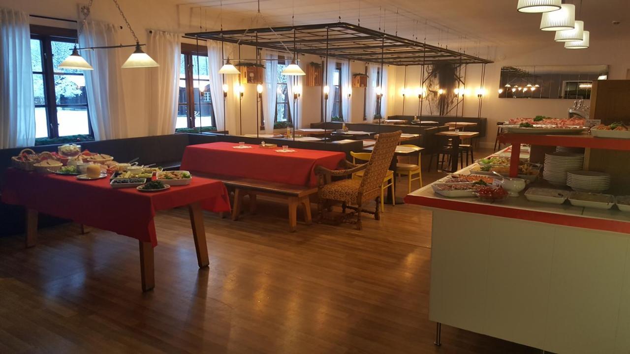 Rada Hotel Хагфорс Экстерьер фото